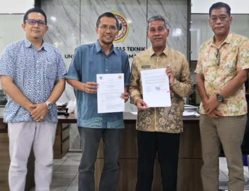 Penandatangan PKS Antara Dinas PUPR Kabupaten Batola dengan Fakultas Teknik Universitas Lambung Mangkurat tentang KAJIAN TEKNIS RUAS-RUAS JALAN KABUPATEN BARITO KUALA